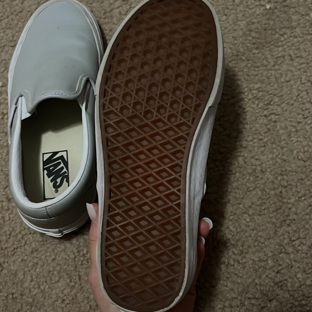 Vans - Picture 6 of 8